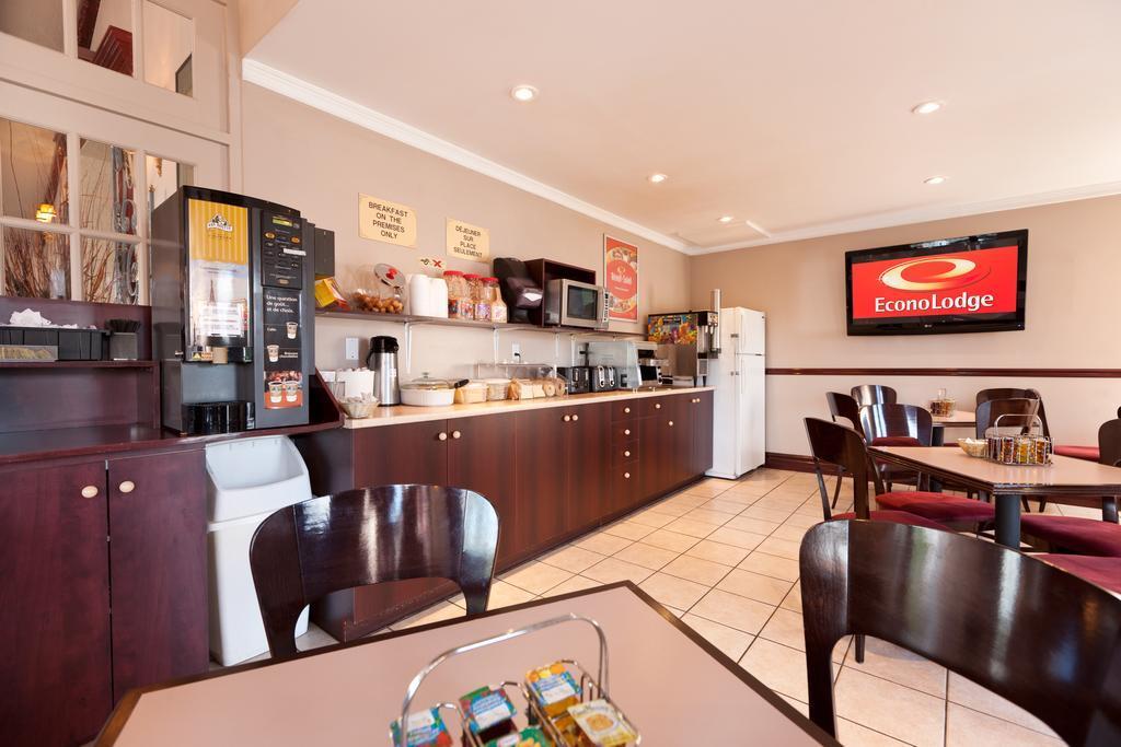 Econolodge Brossard Exterior foto