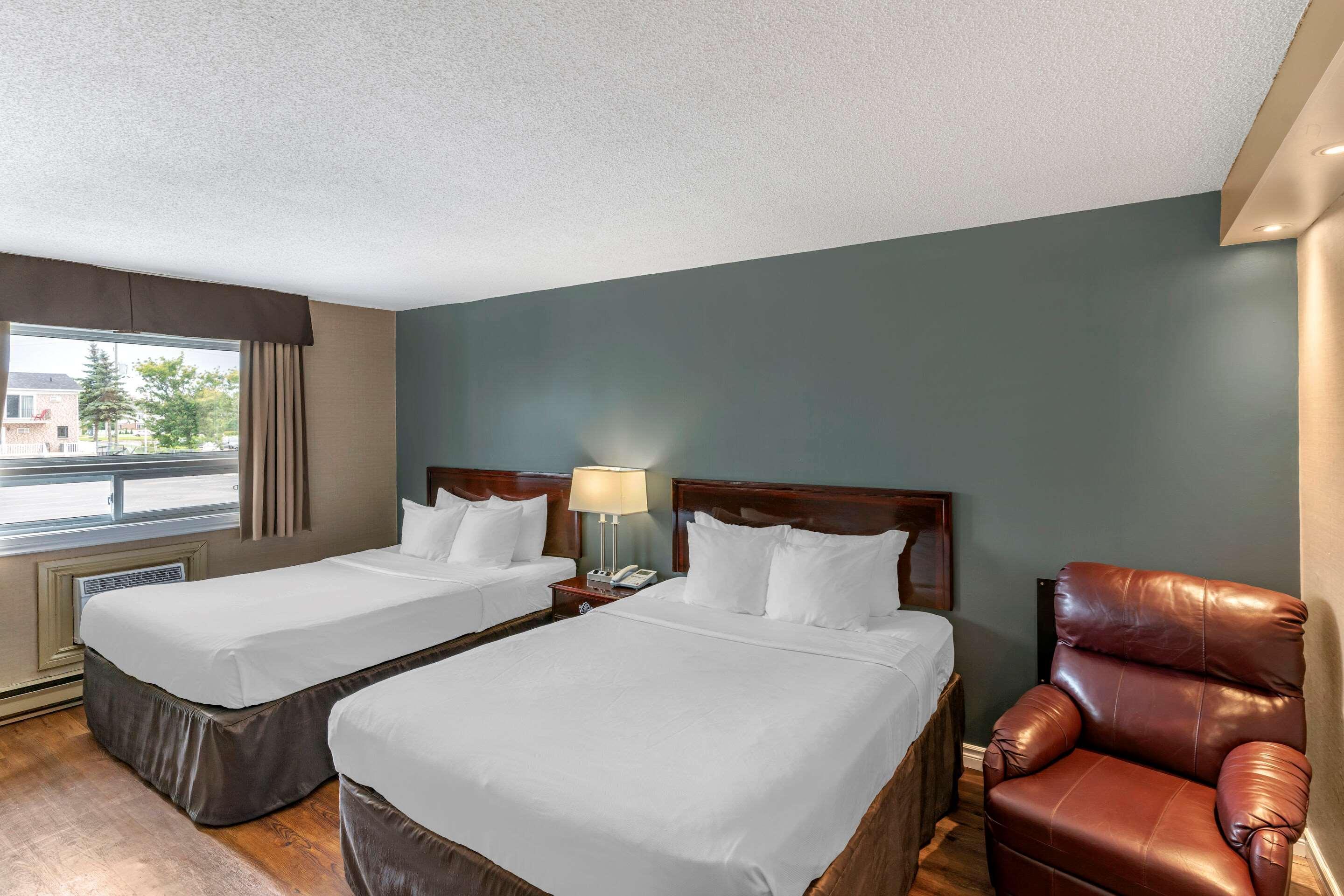 Econolodge Brossard Exterior foto