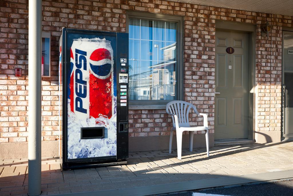 Econolodge Brossard Exterior foto